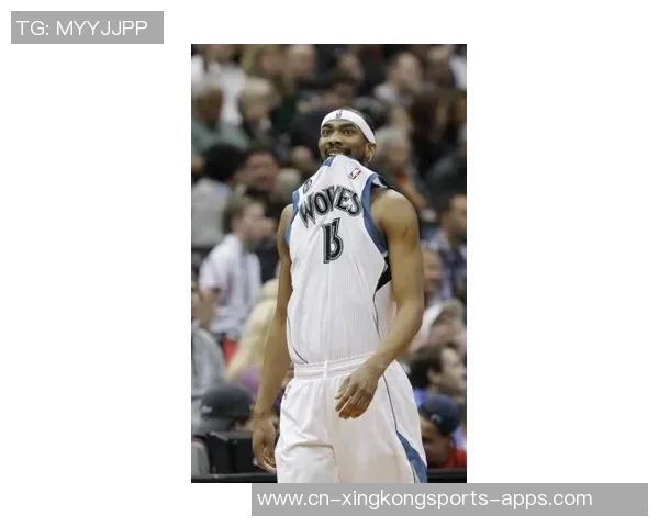 阿夫迪亚表现起伏25分6板8助攻却遭遇末节低迷失误增多 阿夫迪亚表现起伏25分6板8助攻却遭遇末节低迷失误增多