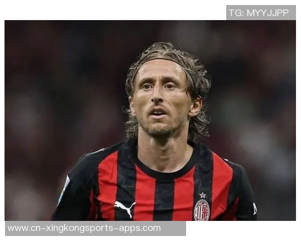 40岁莫德里奇在米兰展现传奇风采场均跑动104公里传球成功率高达91 40岁莫德里奇在米兰展现传奇风采场均跑动104公里传球成功率高达91